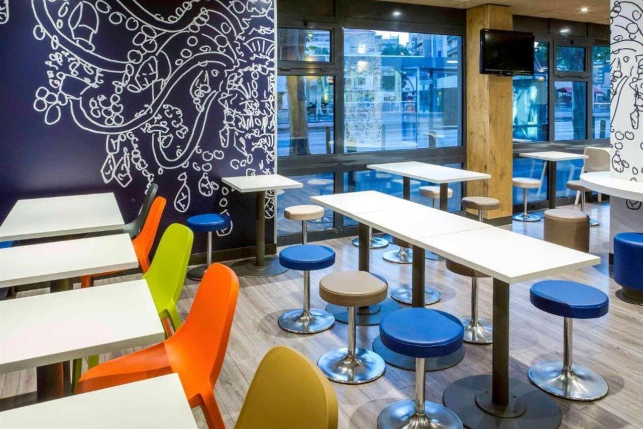 Ibis Budget Marseille Timone Exterior photo